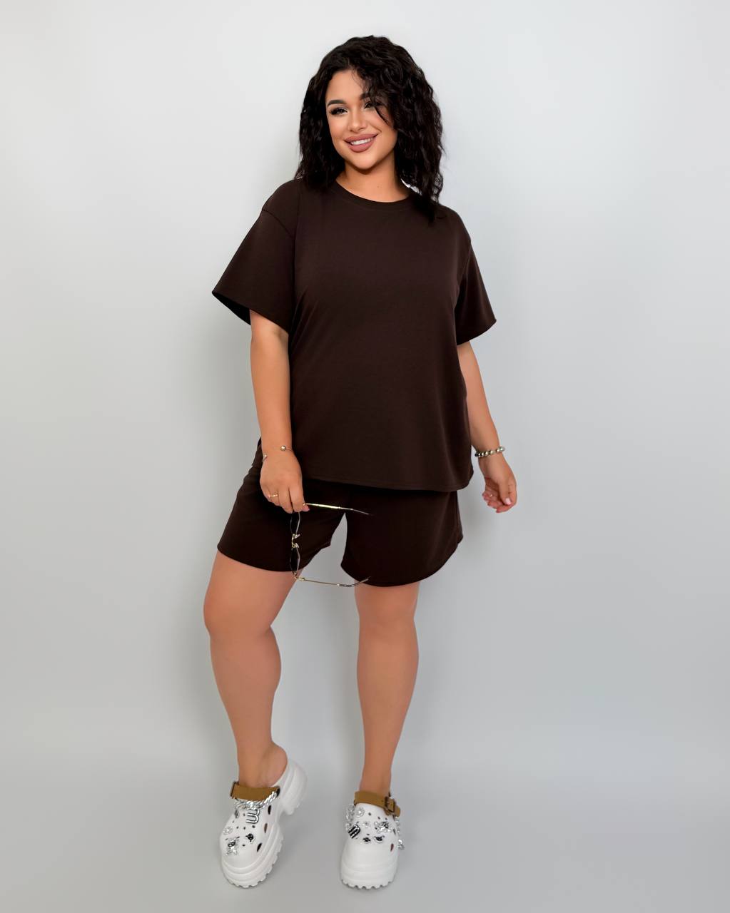kopiyazhinochiy-litniy-kostyum-z-futbolkoyu-ta-shortami-chornogo-koloru-00982-00983-sa-317-black-1-1 (Копія)Жіночий літній костюм з футболкою та шортами чорного кольору 00982 00983