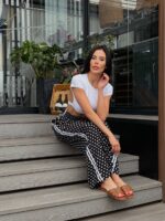 Жіночі літні штани з софту чорного кольору 00908