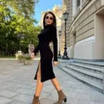 Жіноча облягаюча сукня міді чорного кольору 01052