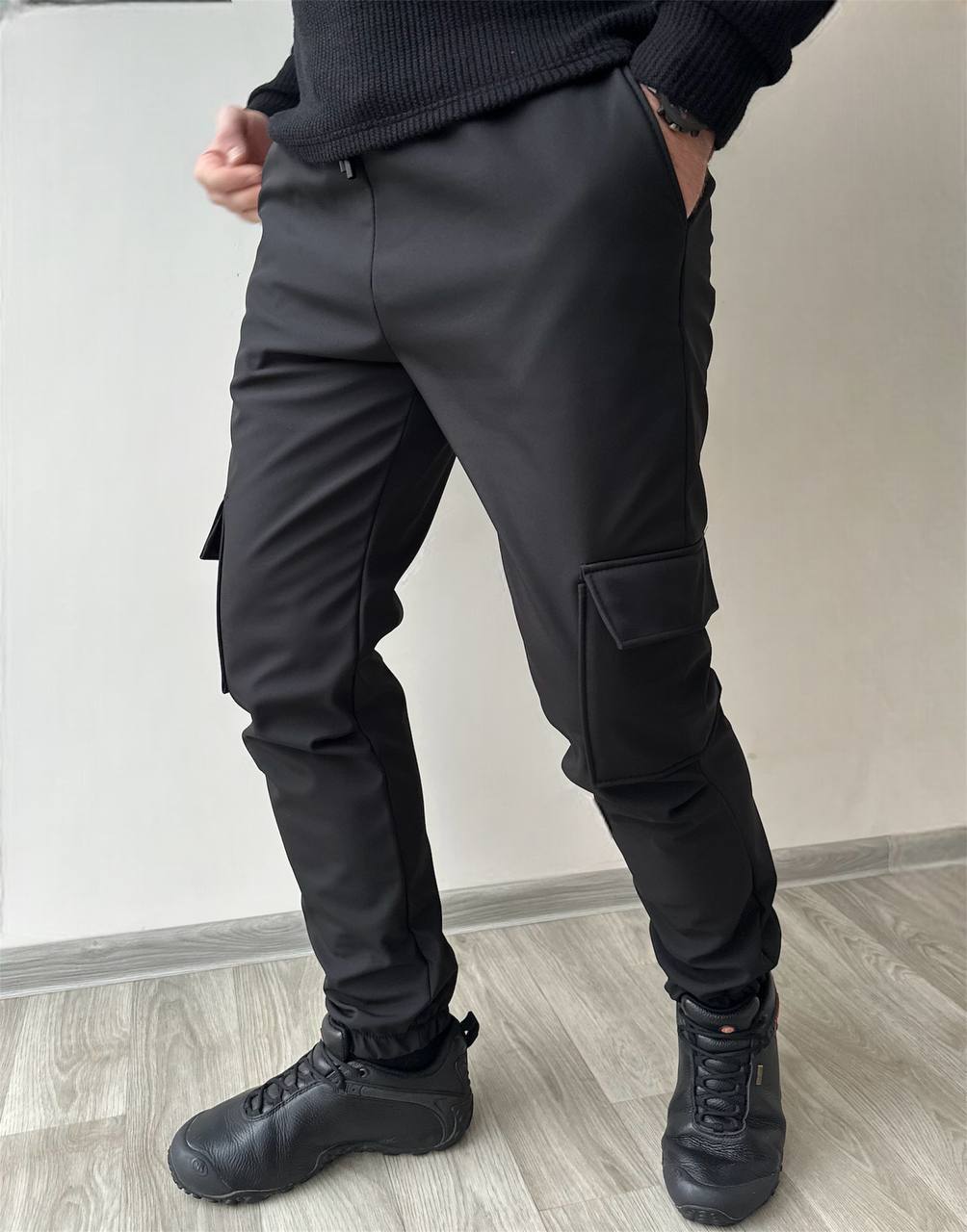 cholovichi-shtany-kargo-chornogo-koloru-90458-saf-716-black-1 Чоловічі штани карго чорного кольору