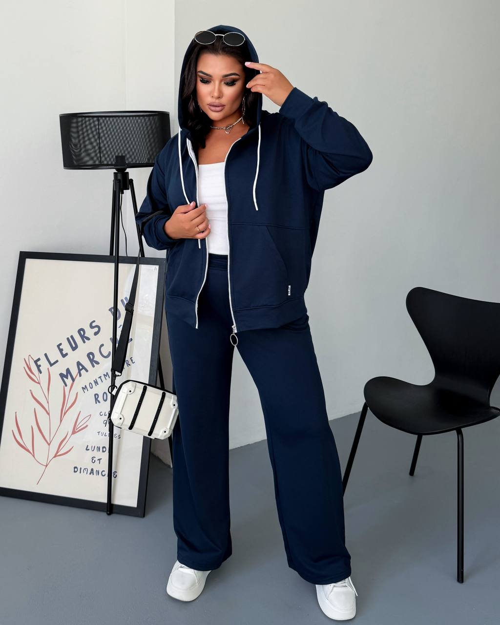 zhinochyj-sportyvnyj-kostyum-na-blyskavtsi-temno-synogo-koloru-90163-ss-171-navy-1 Жіночий спортивний костюм на блискавці темно синього кольору