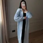 Жіноча сорочка з поясом блакитного кольору