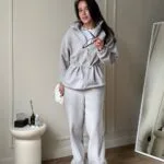 Жіночий флісовий костюм з куліскою сірого кольору
